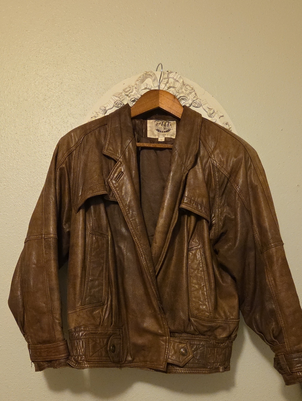 1980's G-III Fitted Women's Leather Bomber Jacket